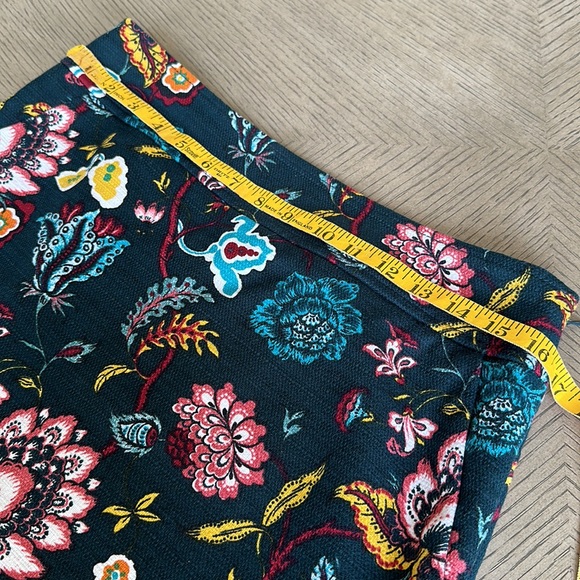 Ann Taylor LOFT Deep Teal Floral Skirt w/ Kick Pleat SZ 8 - Picture 7 of 14